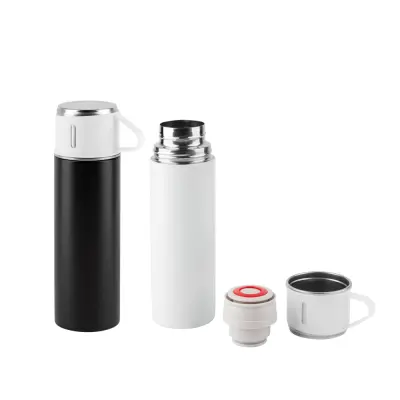 COMANECI. Double-walled stainless steel bottle (90% recycled) with matte finish 490 mL