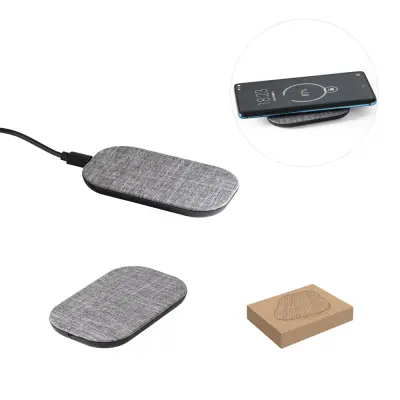 RENEWAL CHARGER. Fast 10W wireless charger in recycled PET (100% rPET)