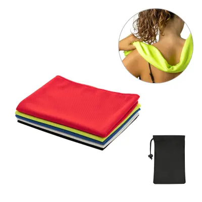 BERNAL. Recycled polyester (100% rPET) fitness cooling towel with non-woven pouch