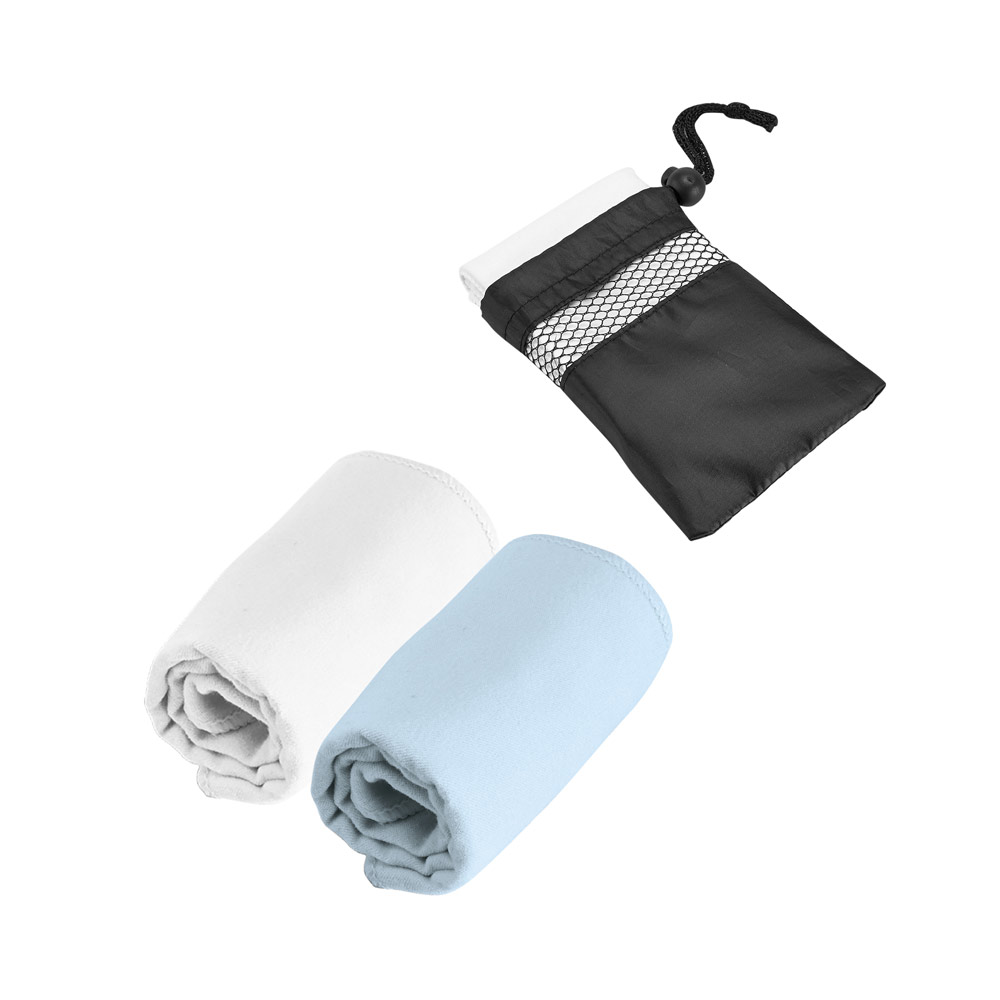 TRAVIS. Microfibre sports towel with 190T pouch (210 g/mÂ²)
