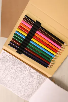 COLOR BOOK