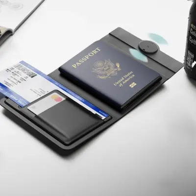 ROUNDFY PASSPORT – High-Tech Recycled PU Passport Holder with Dual Findy Tracking for Apple FindMy & Google Hub