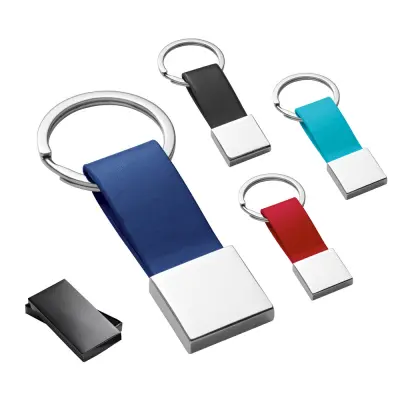 BUMPER. Metal and PU keyring