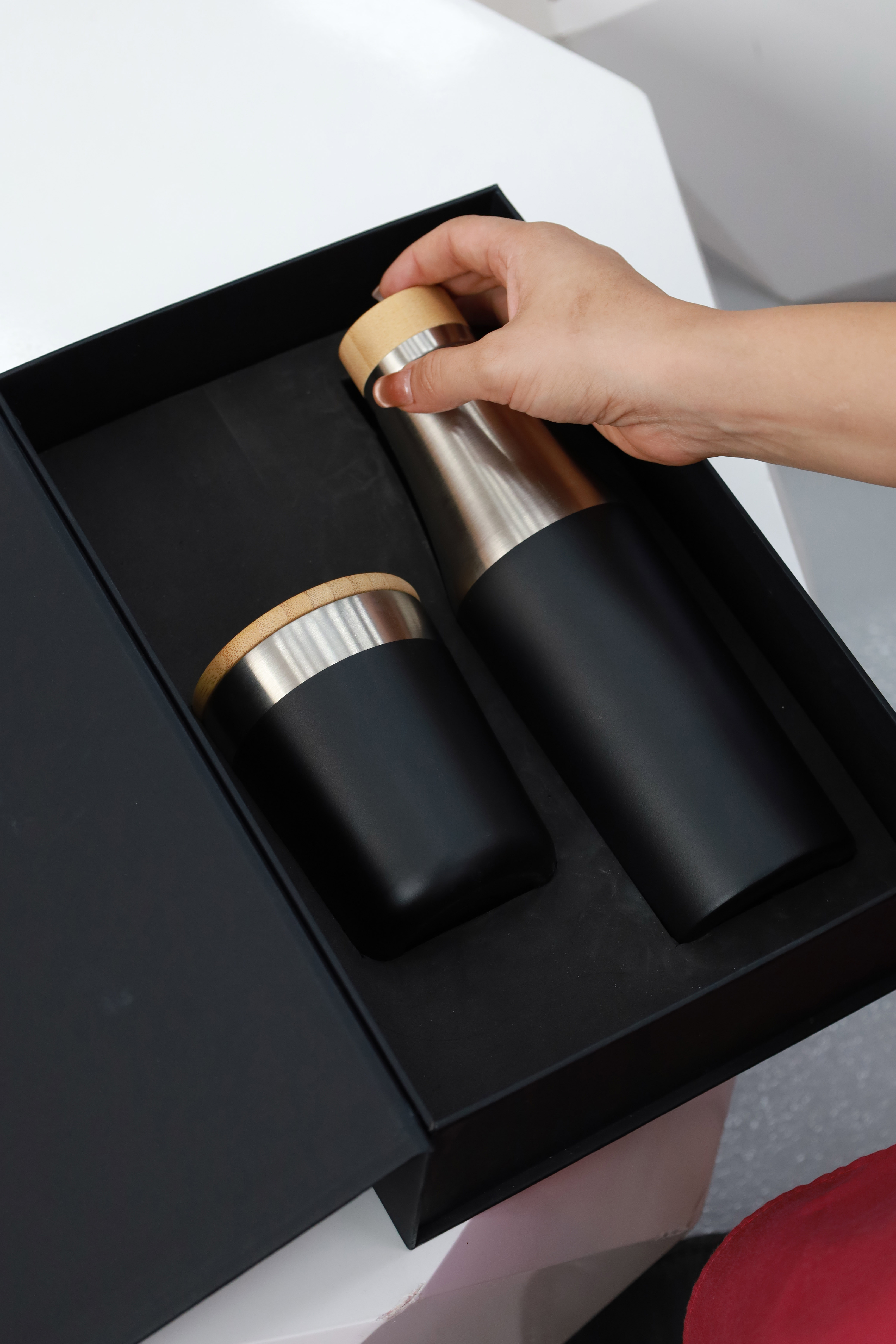 BLACK TUMBLER GIFT SET