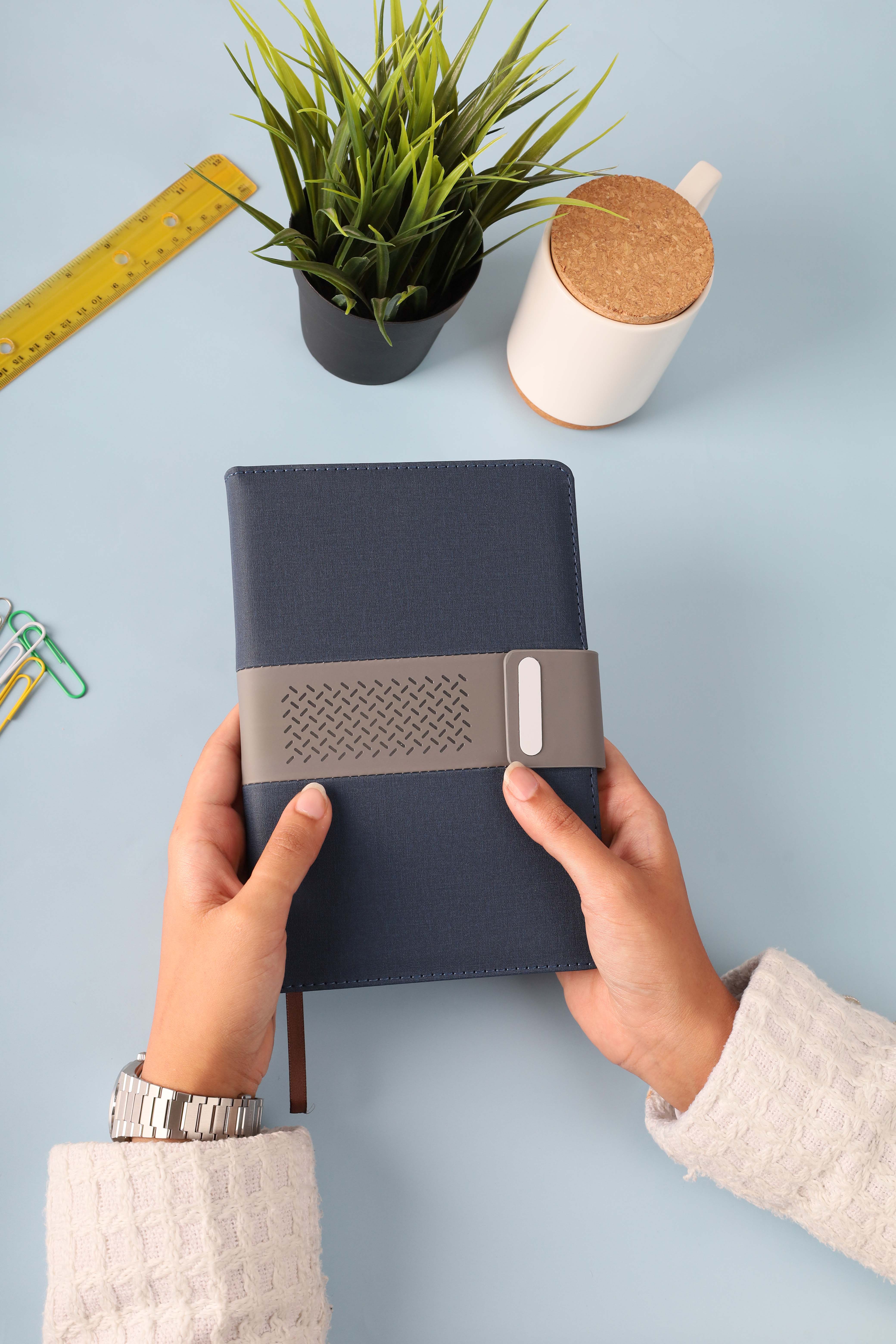 Mika - PU Fabric Notebook